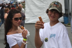 Caitlin and Mitch munching churros